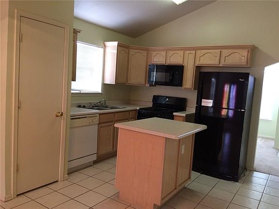 3rd image of 2261 Tierra De Paz Way