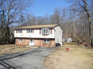 52 Oneida Ave, Landing, NJ 07850