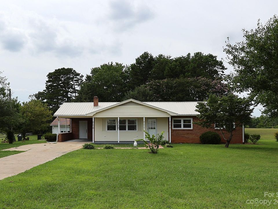 1st image of 179 Oak Forest Dr