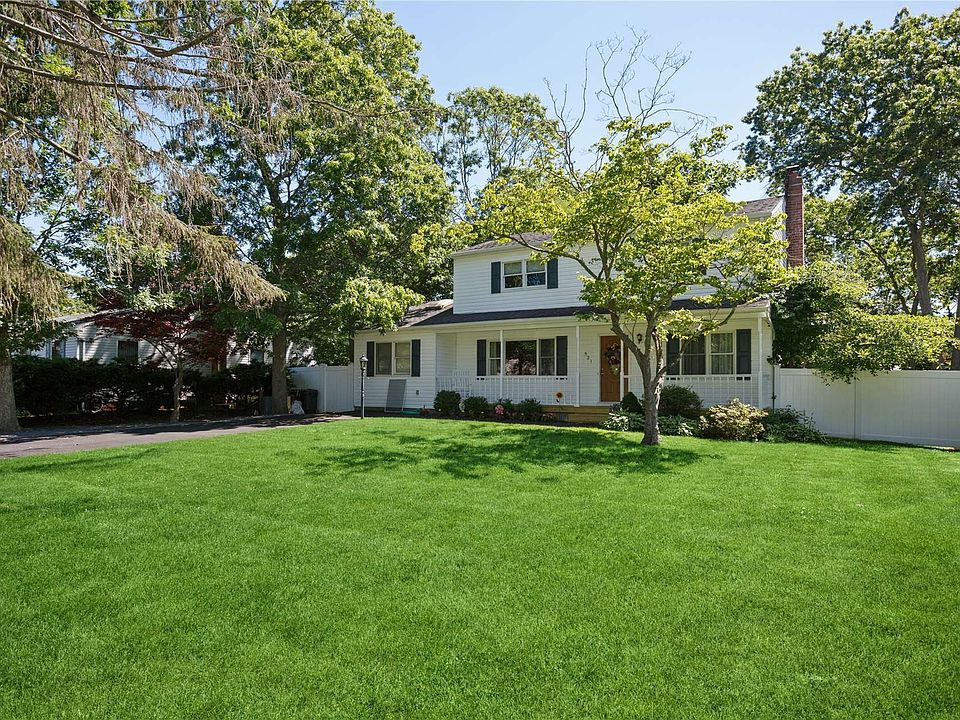 521 Durham Road, Sayville, NY 11782 Zillow