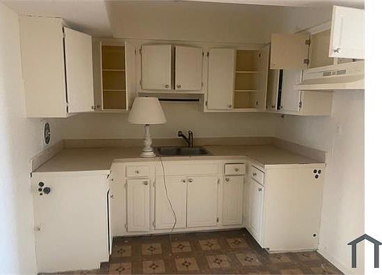 1st image of 634 Baker Ave Floor 2