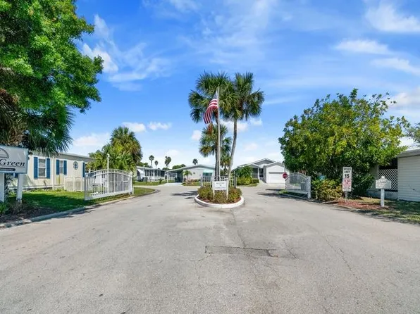 Bayshore w/ Rear Porch - Limited Series Plan, Village Green