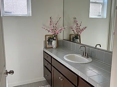 5th image of 1267 Las Rosas Ave