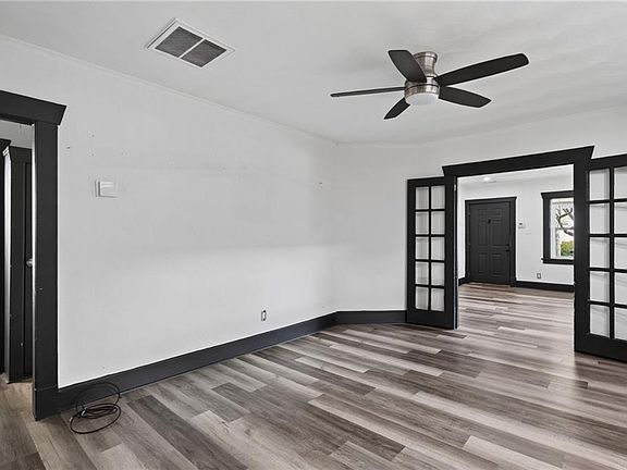 5th image of 3105 Somme Ave