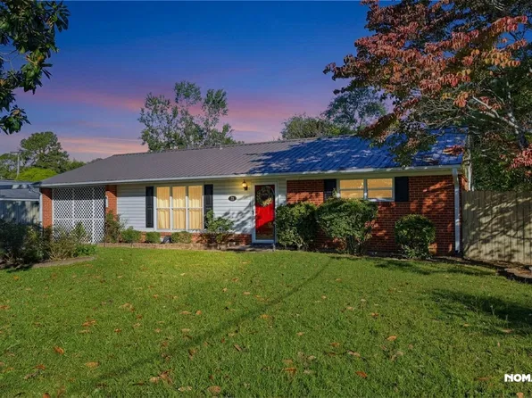 924 Stoneykirk Dr, Fayetteville, NC 28314