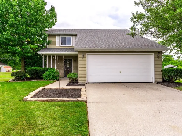 8016 Woodcreek Ln, Fort Wayne, IN 46815