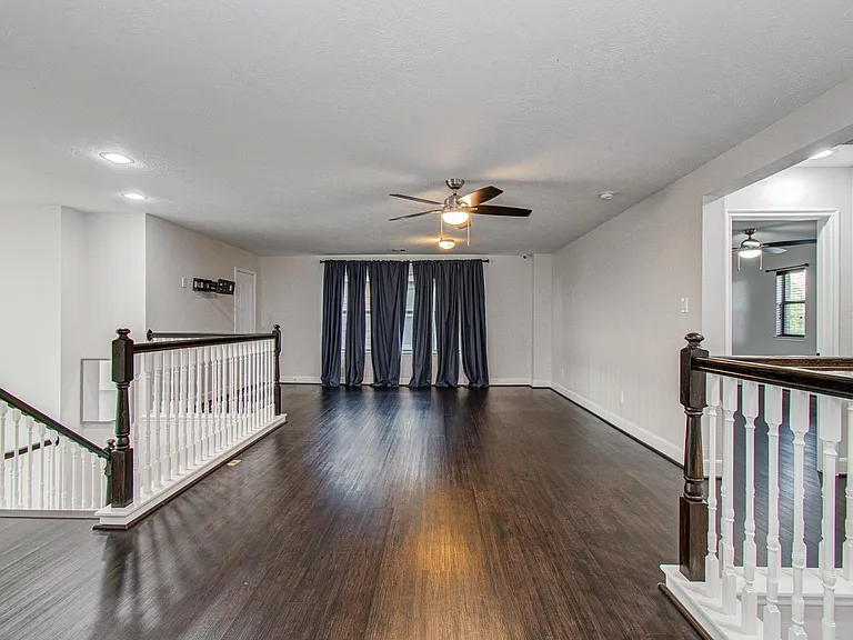 16430 Williamstown Dr — Photo 33