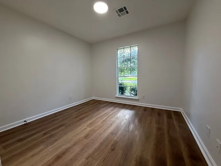 706 Placid Dr — Photo 15