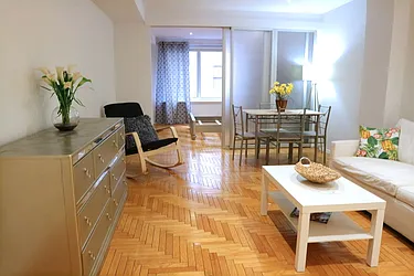 Rented by Barlavi Inc.