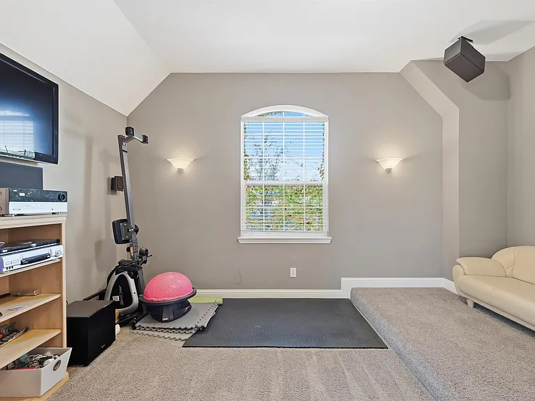 1273 Ranch Gate Ln — Photo 23