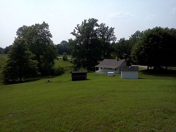 2nd image of 6607 Highway 70 E
