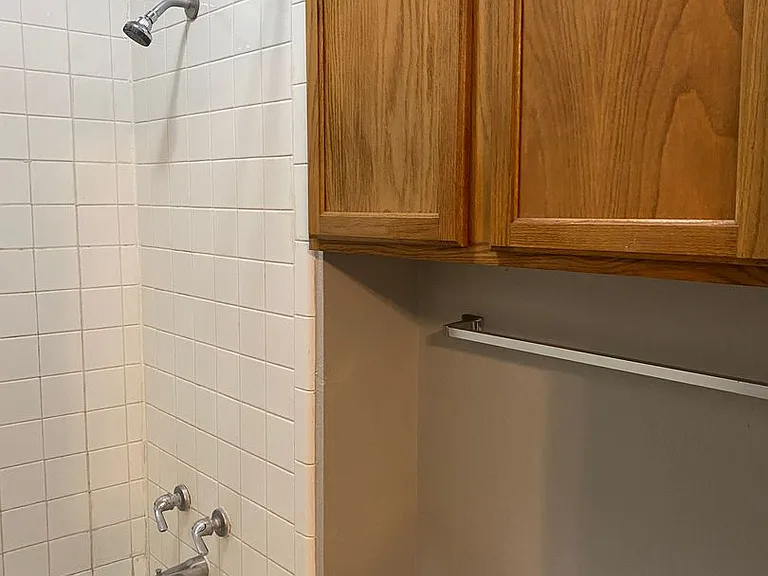 527 Cedar St — Photo 12
