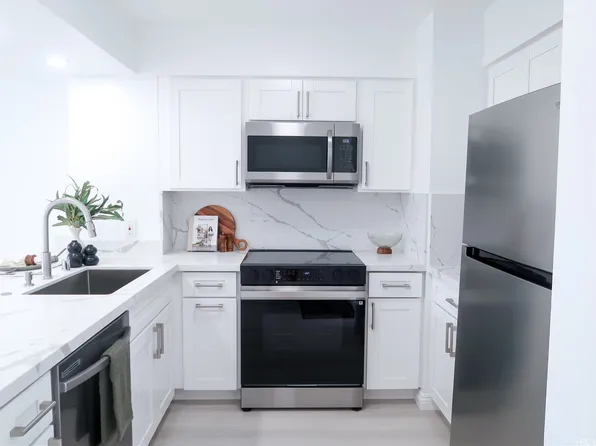 84-710 Kili Dr #D-1016, Waianae, HI 96792