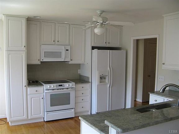 4th image of 539 Lady Slipper Ln