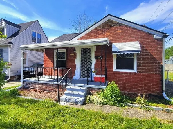 13505 Saint Andrews Ave, Warren, MI 48089