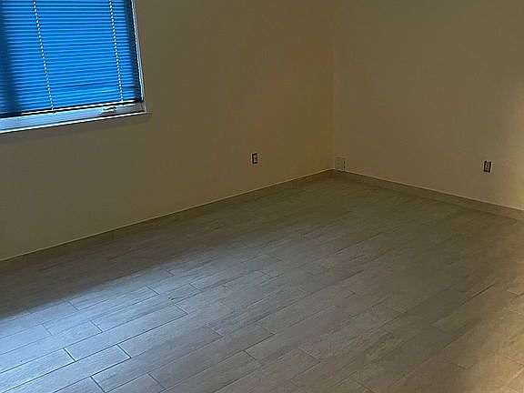 4th image of 10613 Turner Dr