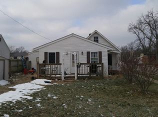 901 S 5th St, Dekalb, IL 60115