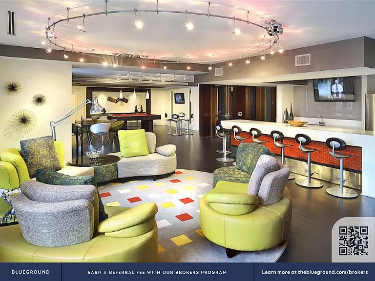 Building's Lounge