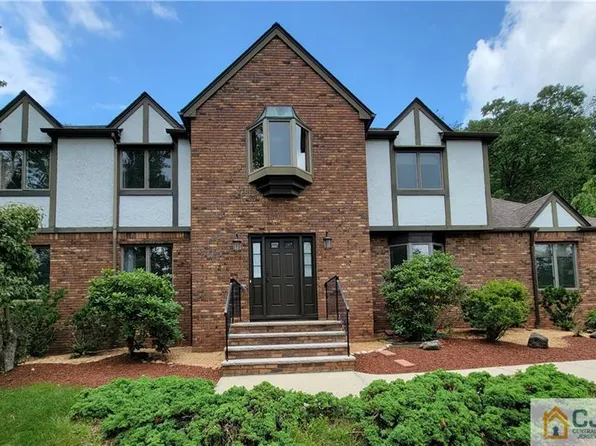 41 Muirfield Ln, Bridgewater, NJ 08807