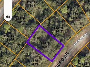 Hamburg Dr, North port, FL 34288