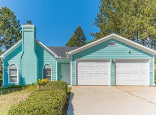 380 Heathgate Dr, Lawrenceville, GA 30044