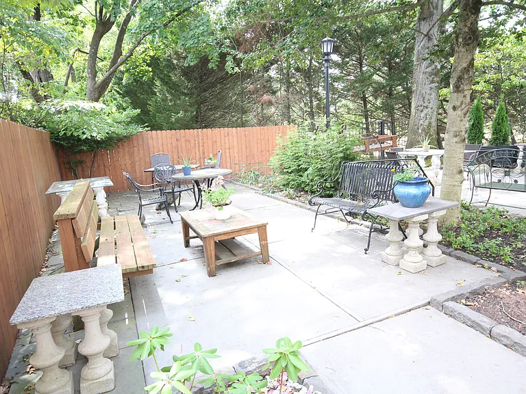 7 Princeton Ave #1 — Photo 39