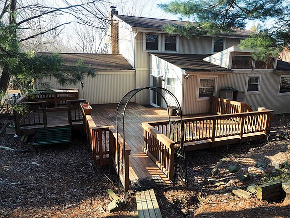 2nd image of 15229 Dufief Dr