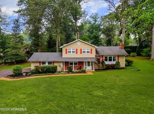 41 Carnegie Ct, Middletown, NJ 07748