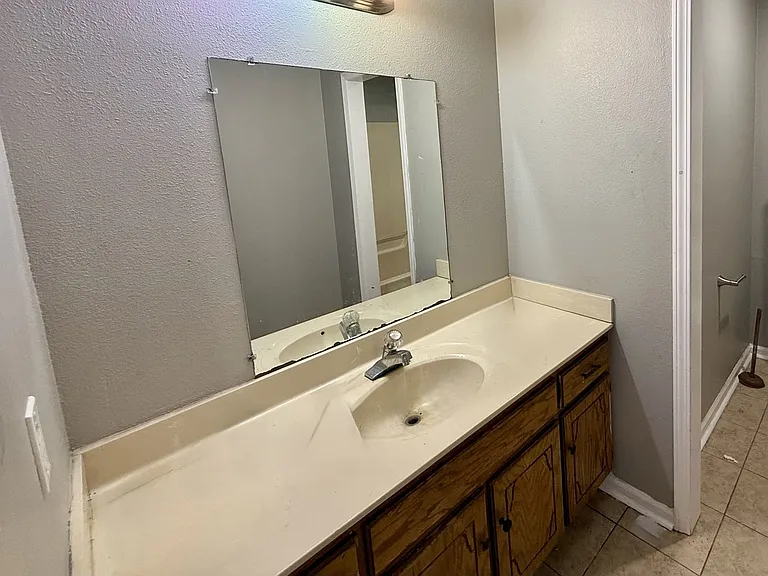 2516 Glenn Pl — Photo 7