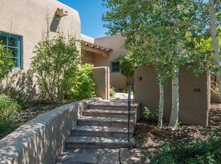 1106 Piedras Rojas, Santa Fe, NM 87501