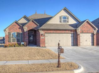 18511 E 42nd Pl, Tulsa, OK 74134