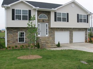 105 Jon Ct, Chatsworth, GA 30705