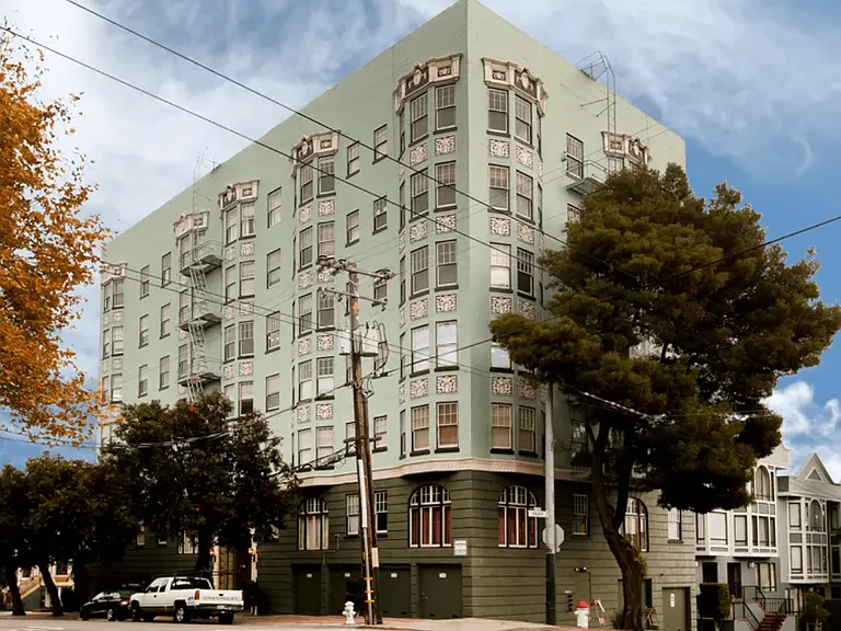 Side view exterior of the apartment building at 100 Broderick St, San Francisco, CA 94117, USA