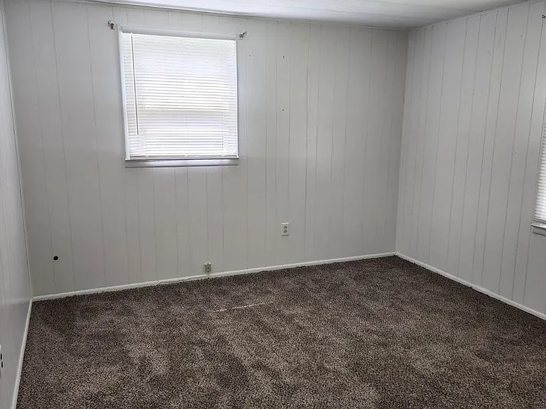 709 Lee Rd — Photo 13