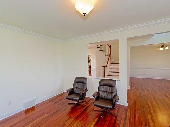 4th image of 26 Misty Meadow Way