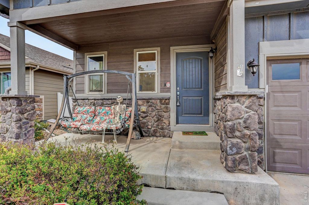 1832 Ruddlesway Dr