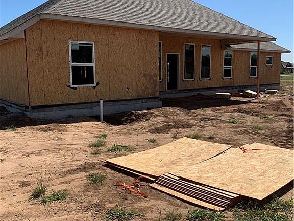 4th image of 10217 Maverick Cir