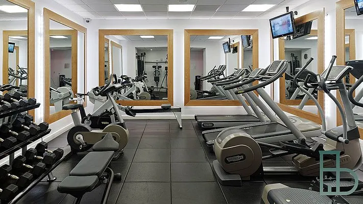 Rented by Nooklyn NYC LLC | media 26