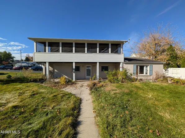 110 S East St, Bedford, PA 15522