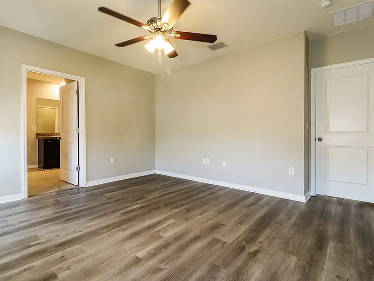 10988 Carlton Fields Dr — Photo 10