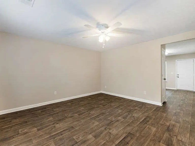 Georgia Place Townhomes — Photo 4