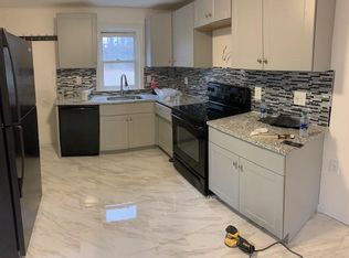 15 Forest Ave FLOOR 3, Plymouth, MA 02360