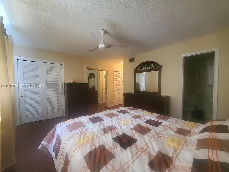 319 NE 14th Ave #207 — Photo 10