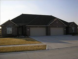 1st image of 1508 N 194th Cir