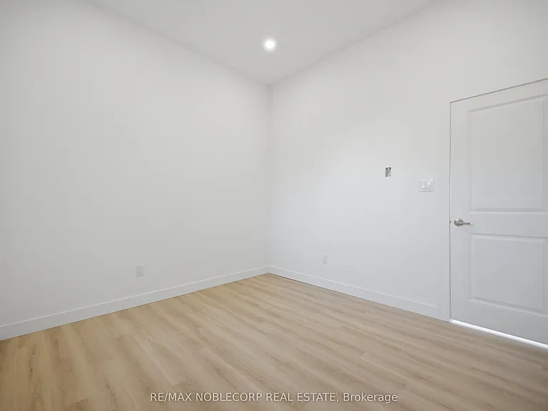 6 Evandale Rd #GARDEN — Photo 22