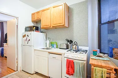 Rented by City Connections Realty