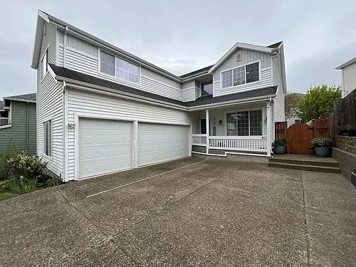 14199 SW Tewkesbury Dr Photo 1