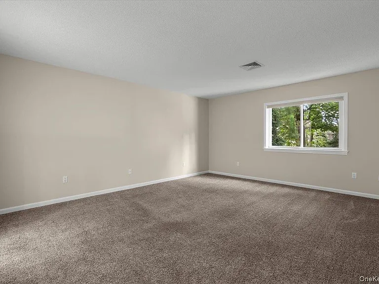 756 Heritage Hls #B — Photo 13