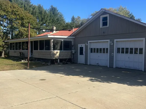 3 Belmont Drive, Jay, ME 04239