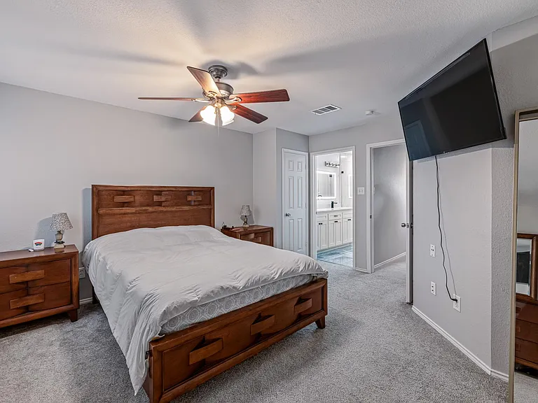 6011 Barrington Ct — Photo 19